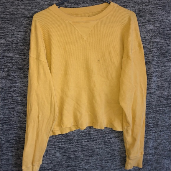PacSun Tops - Yellow crop top from PacSun!
